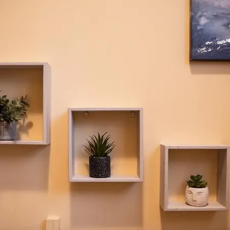 Oda ve Kahvaltı La Corte Di Lalla 3*